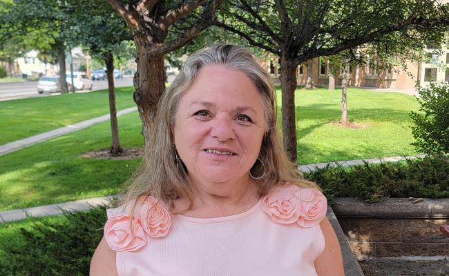 Kris Lee, Registrar